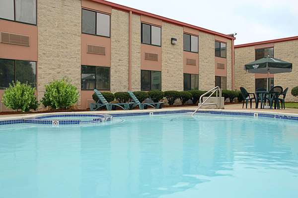 Days Inn by Wyndham Hillsborough