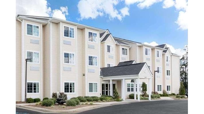 Microtel Inn & Suites by Wyndham Ozark
