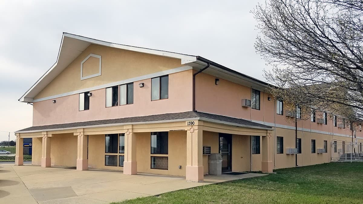 Economy Inn Wentzville