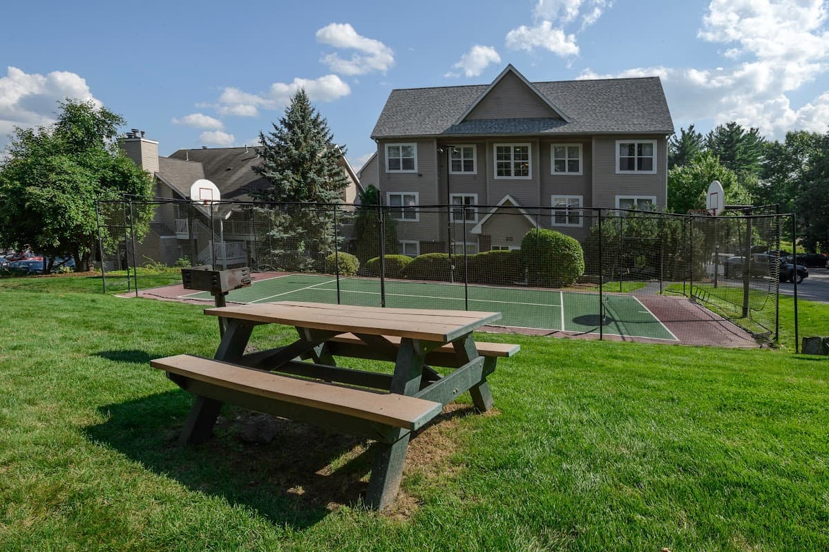 Residences at Daniel Webster