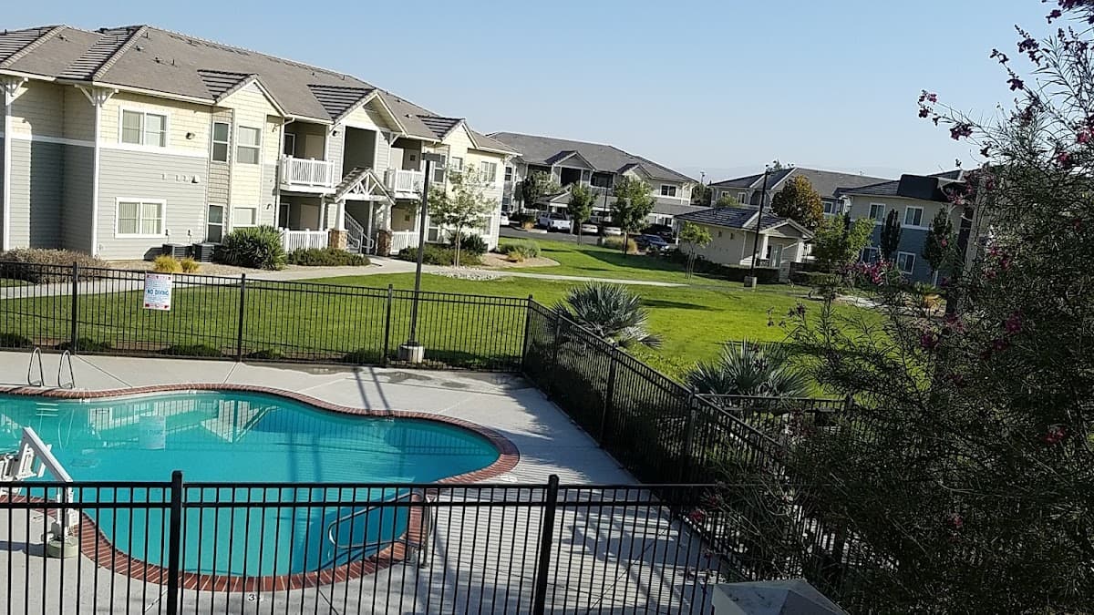 Sycamore Apartments