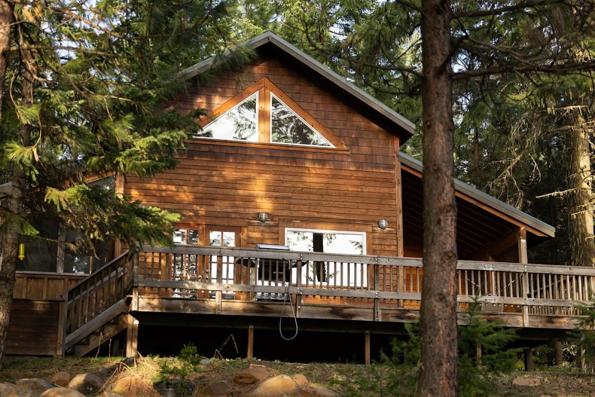 Green Springs Inn & Cabins