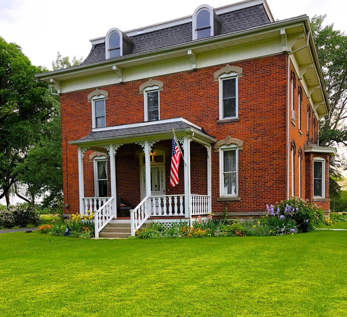 The Vine Bed & Breakfast, LLC