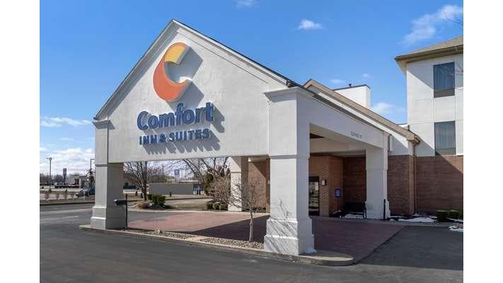 Comfort Inn & Suites Toledo North