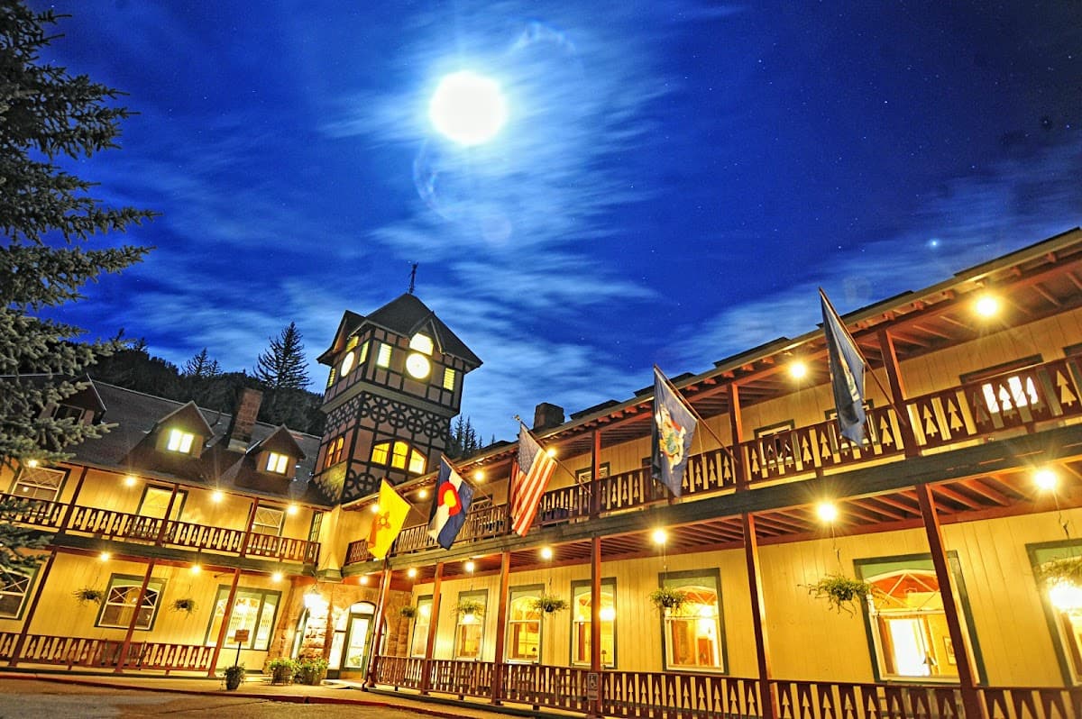 Redstone Inn