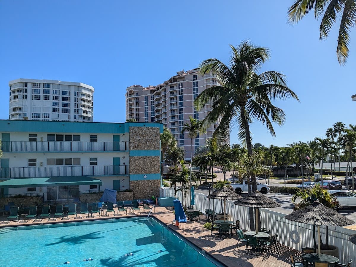 Surf Rider Resort