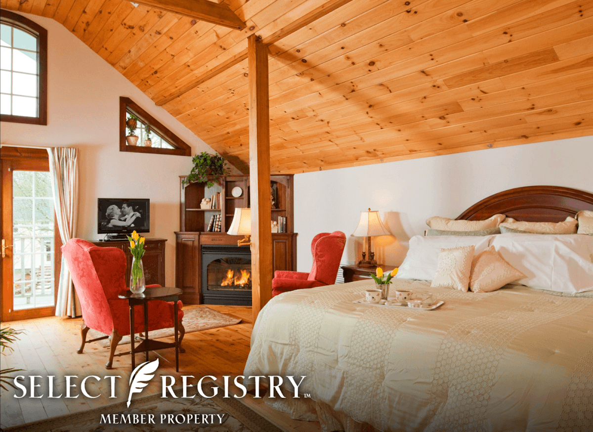 Stonecroft Country Inn Bed and Breakfast in Mystic