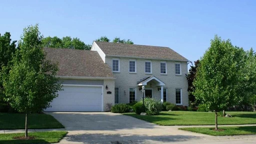 Home Away Fort Wayne LLC