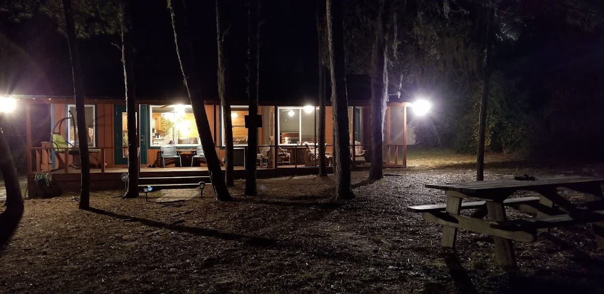 Grasshopper Lodge