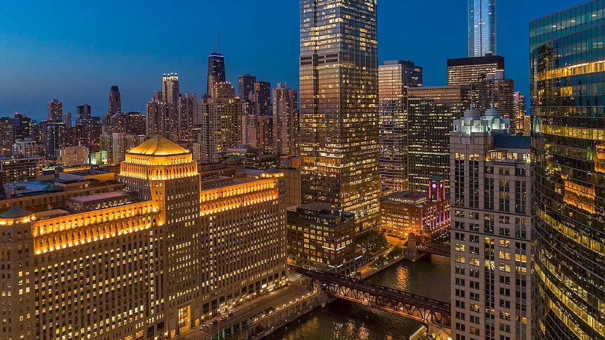 voco Chicago Downtown - Riverwalk by IHG