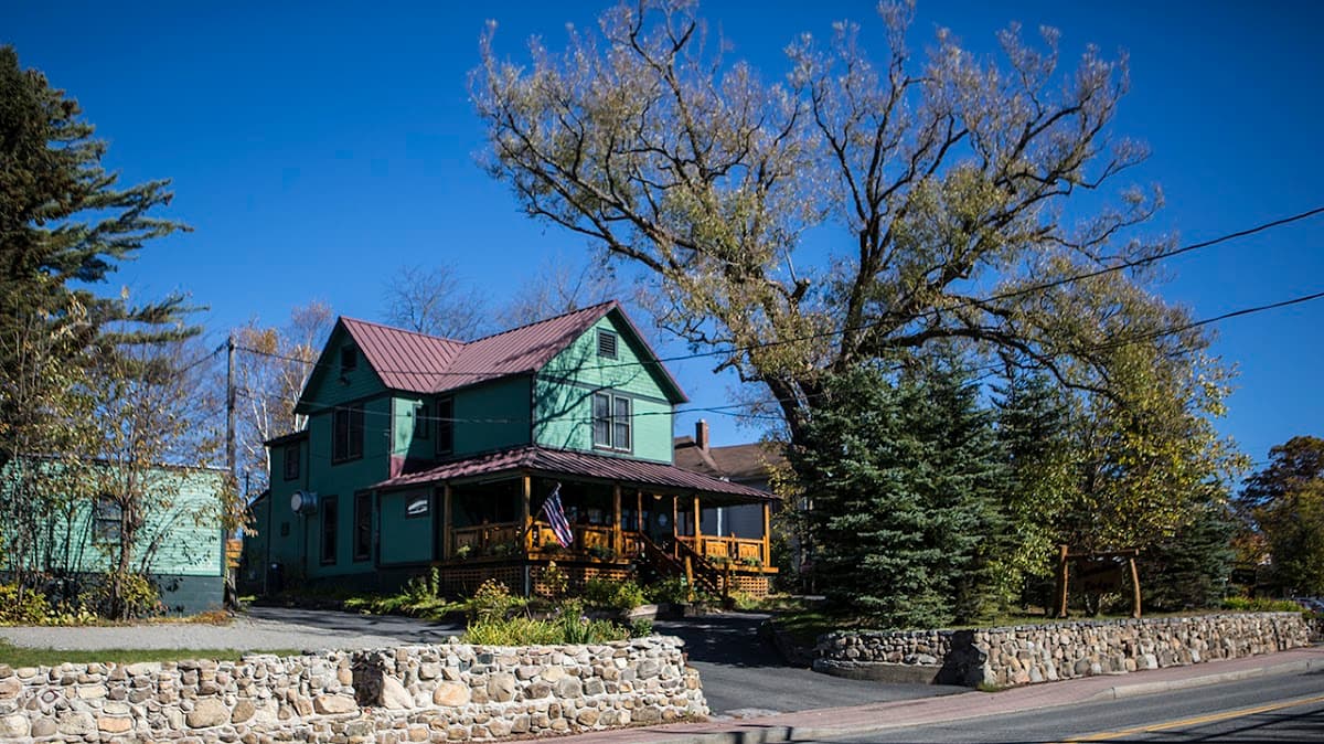 Paradox Lodge