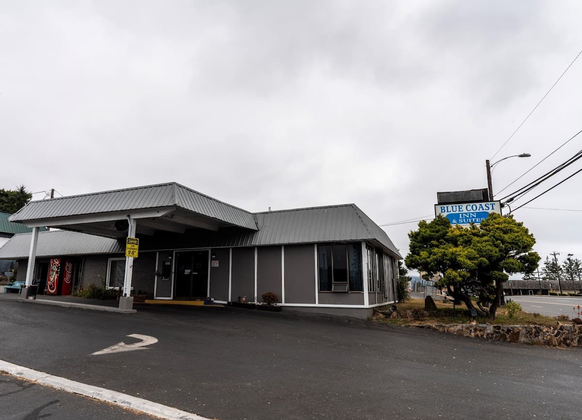 Blue Coast Inn & Suites