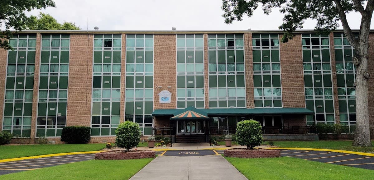 Navy Gateway Inns & Suites Little Creek