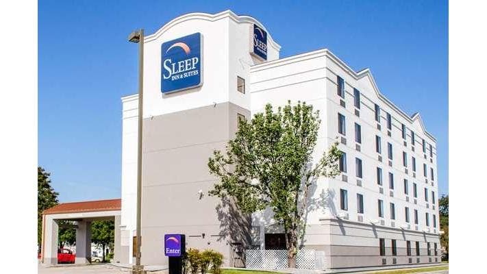 Sleep Inn & Suites