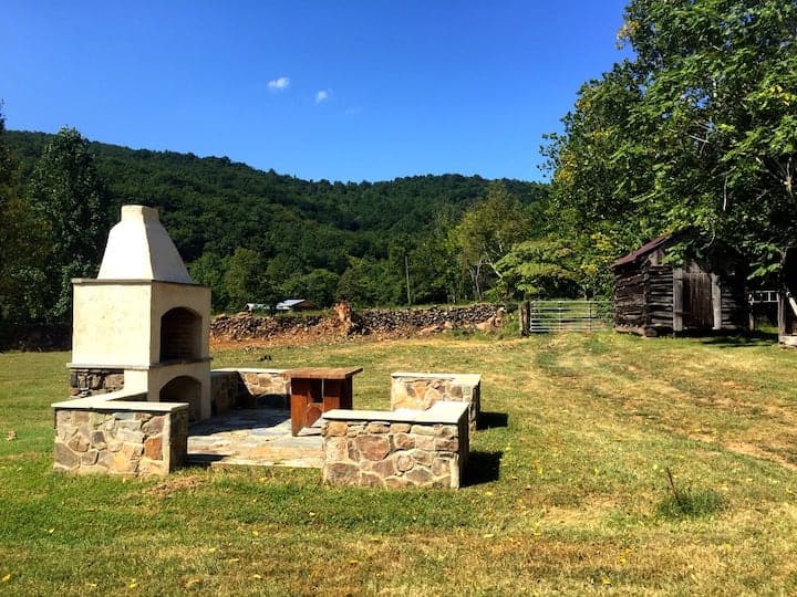 Blue Ridge Country Cabin