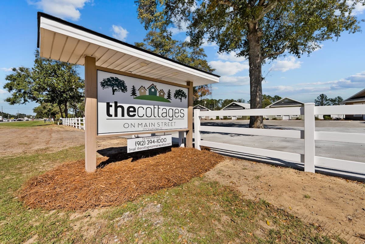 The Cottages on Main Street