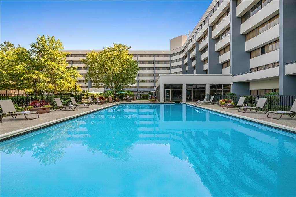 DoubleTree Suites by Hilton Hotel Raleigh - Durham