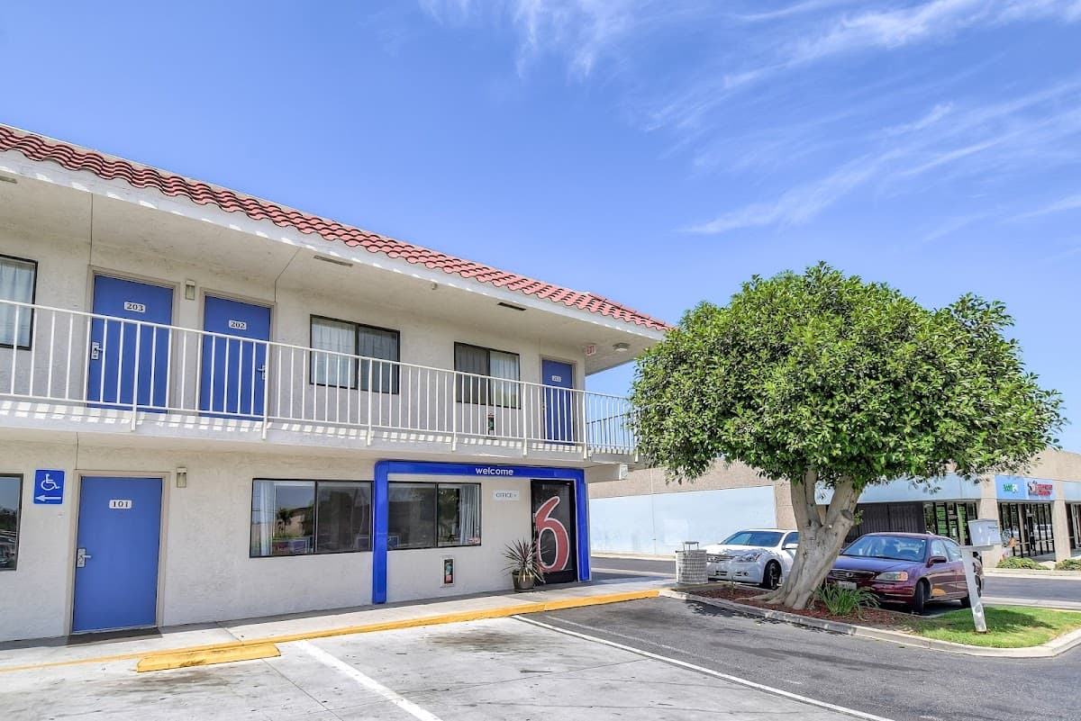 Motel 6 Corona, CA - Norco