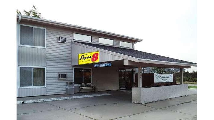 Super 8 by Wyndham Grand Island South