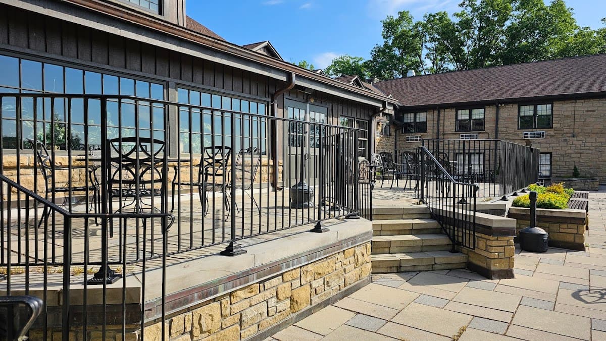 DuPont Lodge