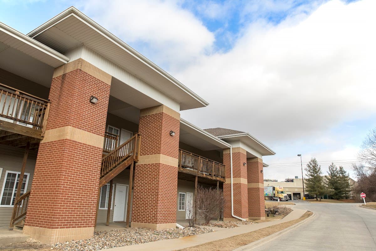 Riverwood Apartments