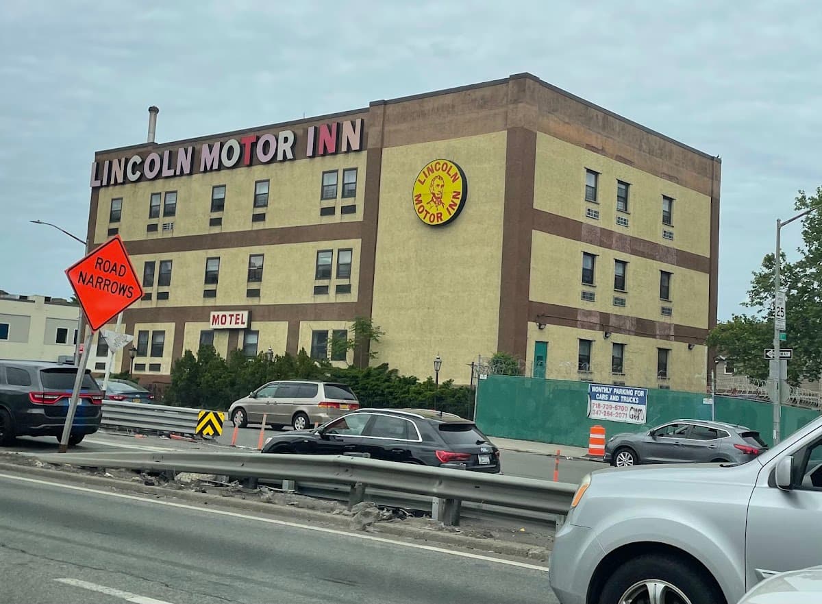 Lincoln Atlantic Motor Inn