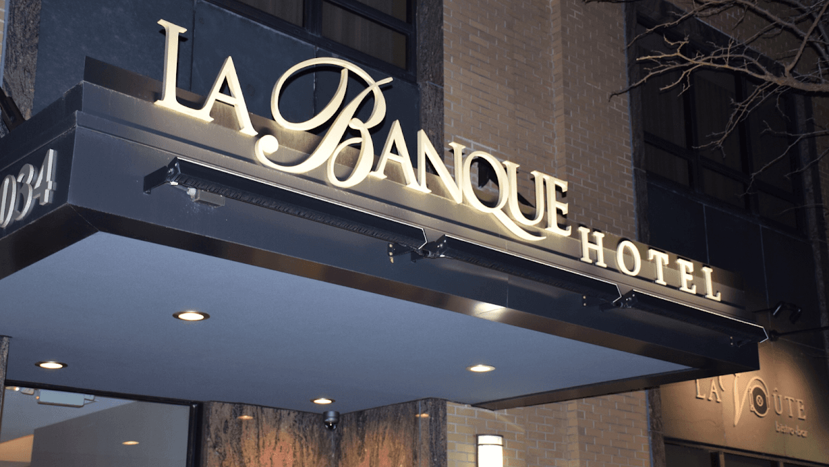 La Banque Hotel