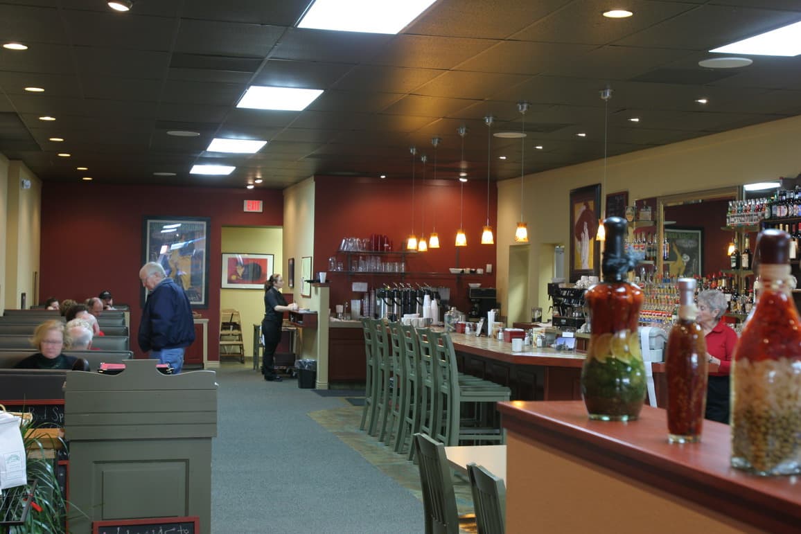 Tremont on Main Restaurants and Inn