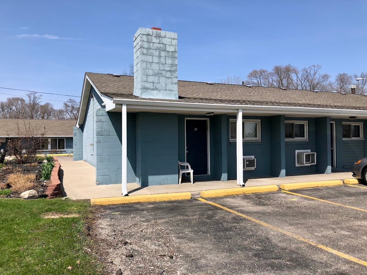 Woodland Lake Motel