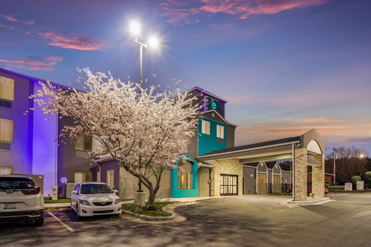 Clarion Pointe Wake Forest - Raleigh North