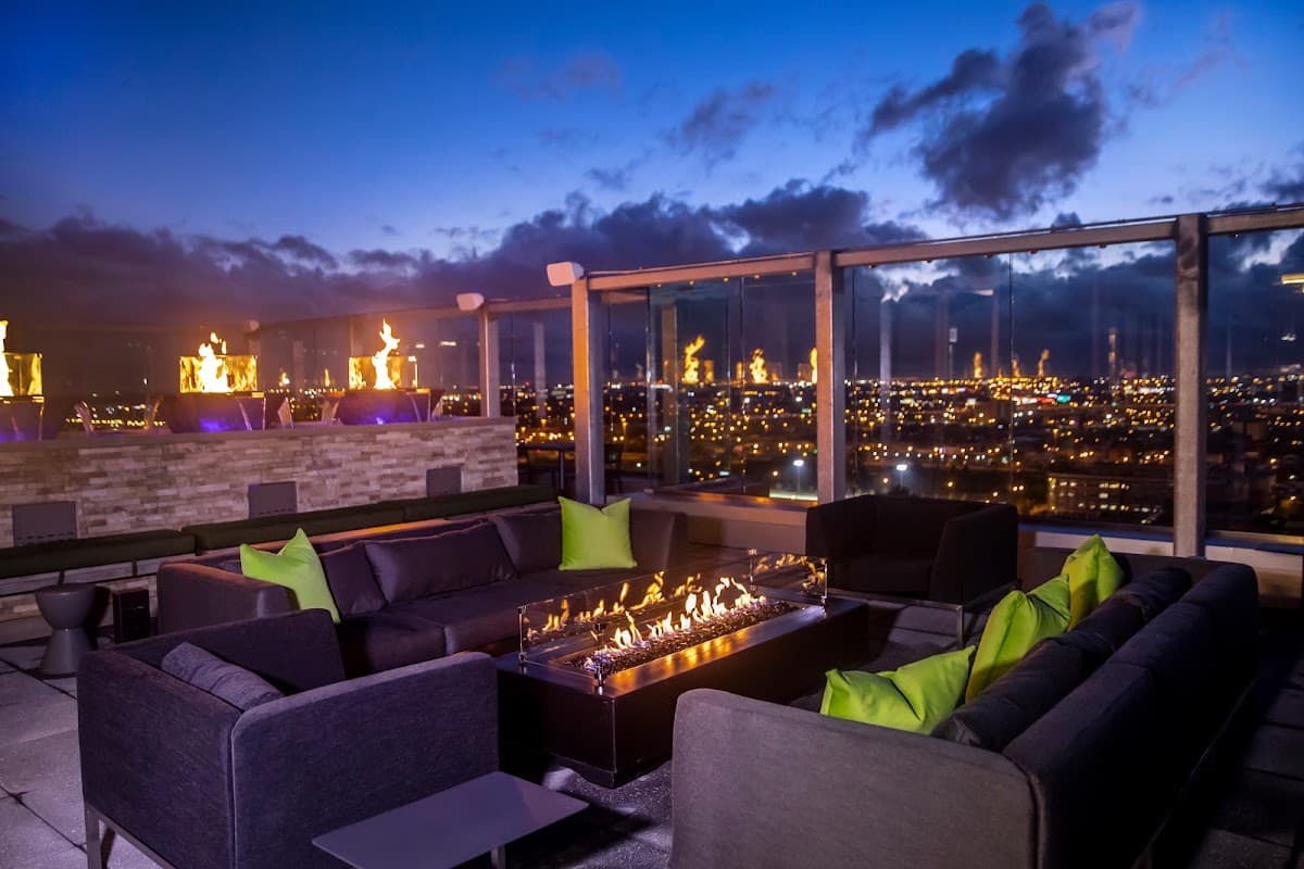 vu rooftop