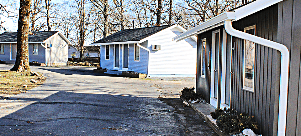 Knotty Pine Motel