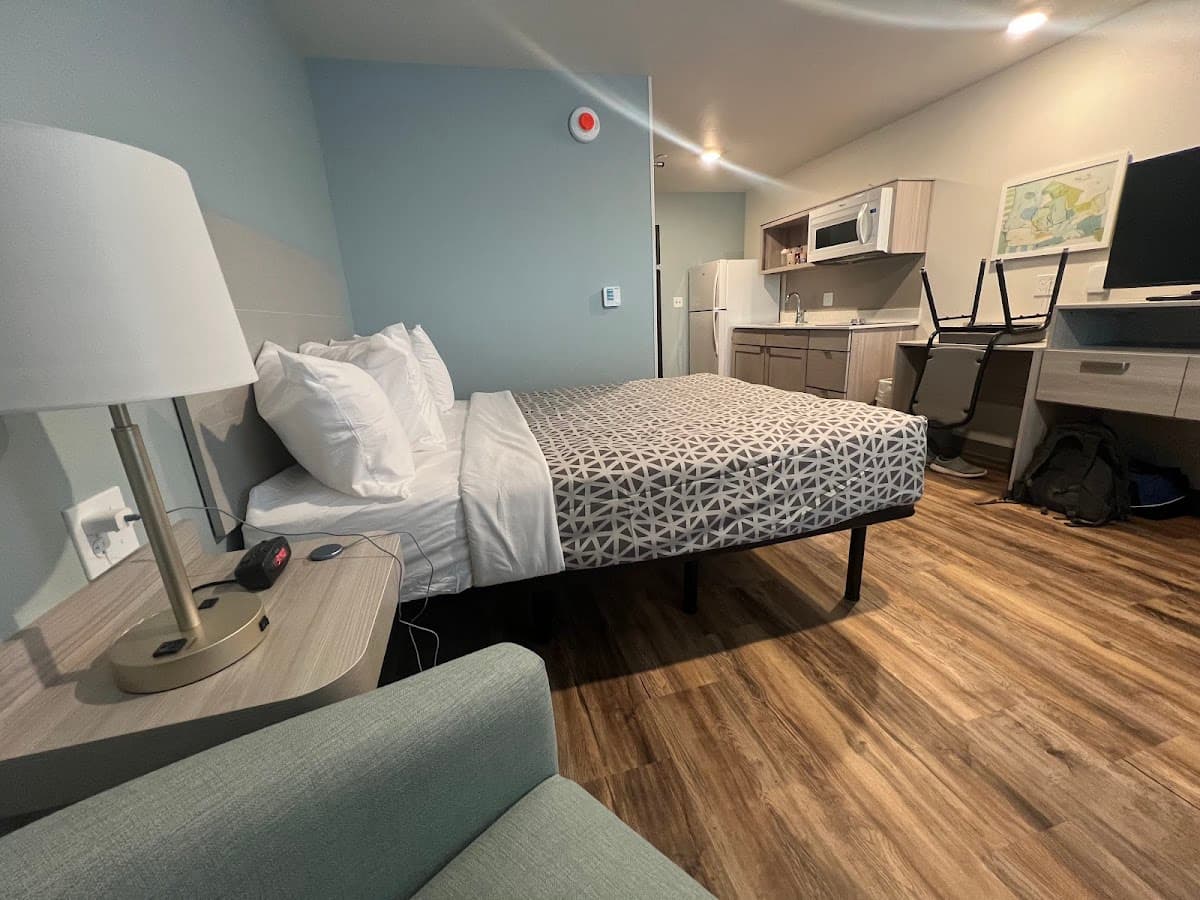 WoodSpring Suites Newington