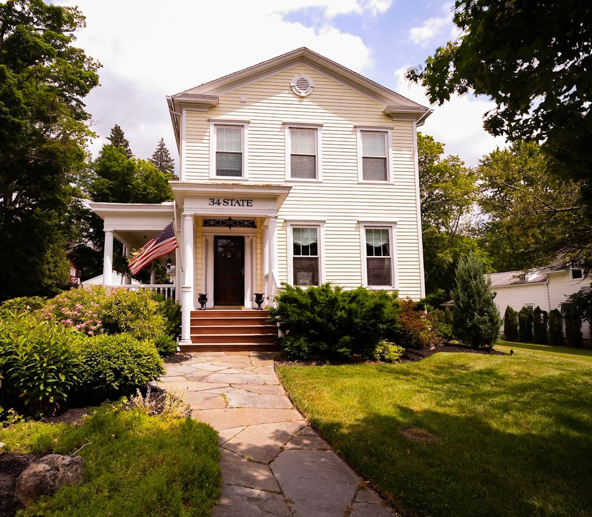 34 State - Historic Luxury Suites