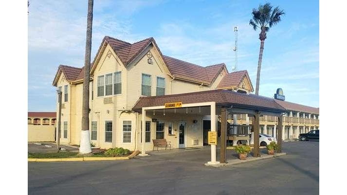 Days Inn by Wyndham Westley