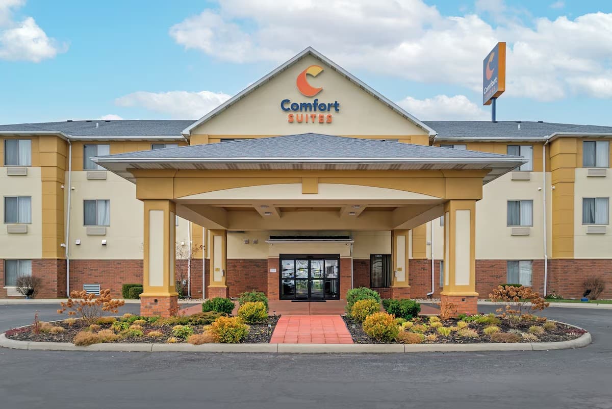 Comfort Suites