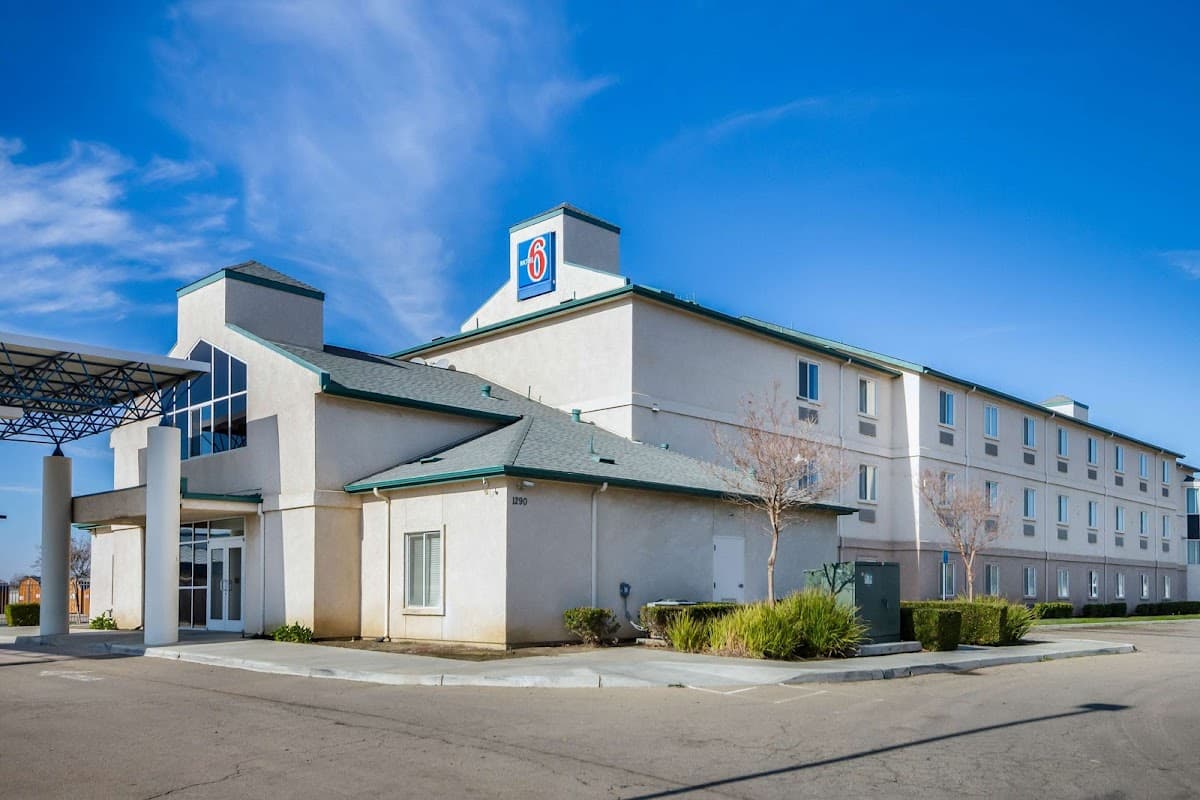 Motel 6 Lemoore, CA