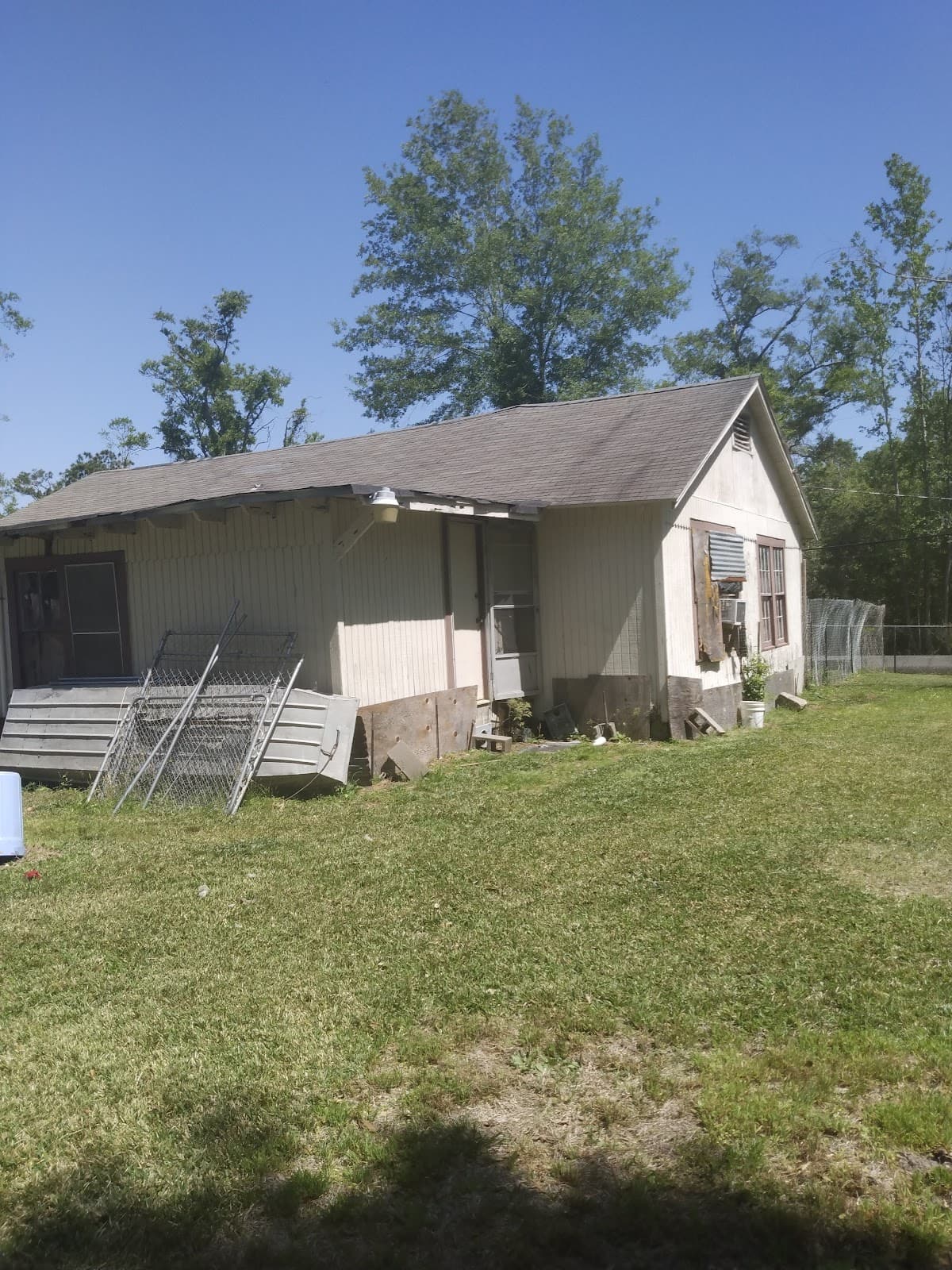 Eddies Den