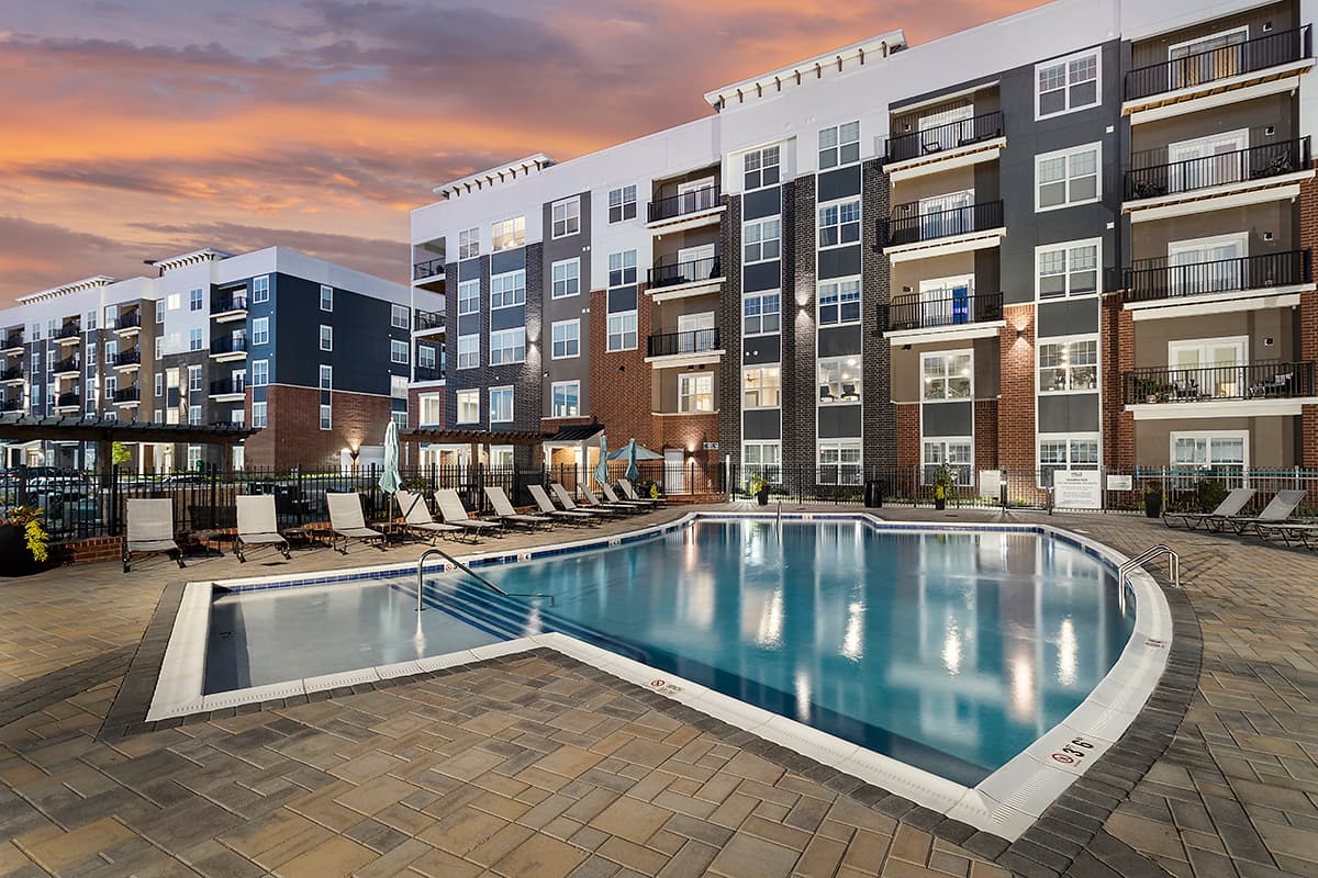 RIALTO HURSTBOURNE APARTMENTS - LOUISVILLE