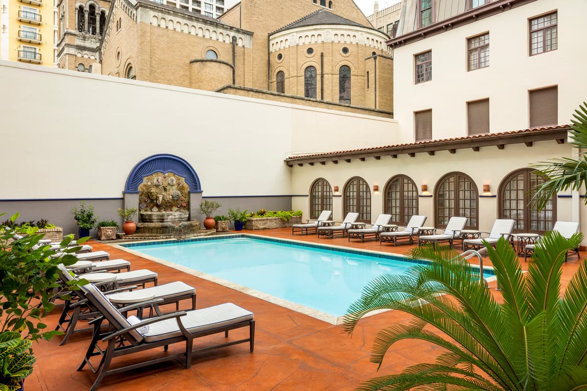 Omni La Mansión del Rio