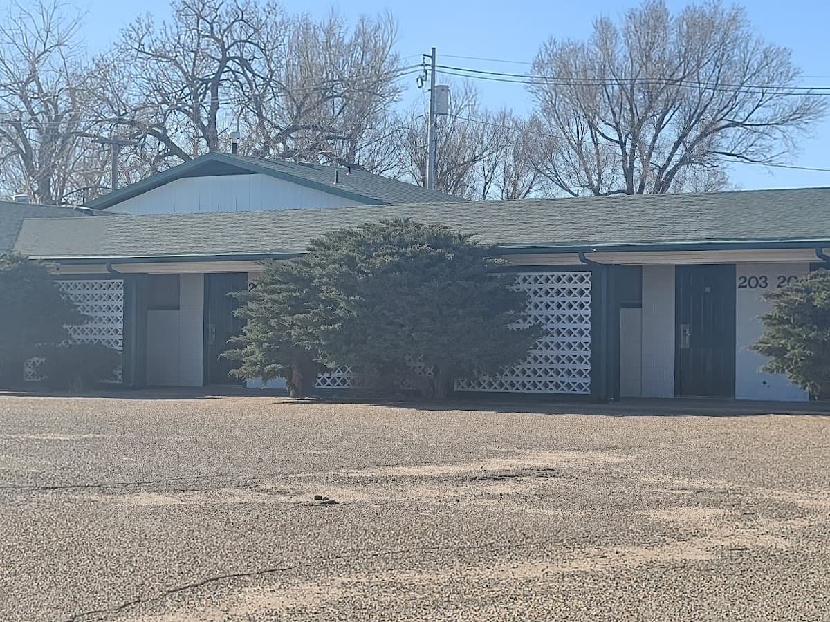 HomeTown Inn By OYO Lakin, KS