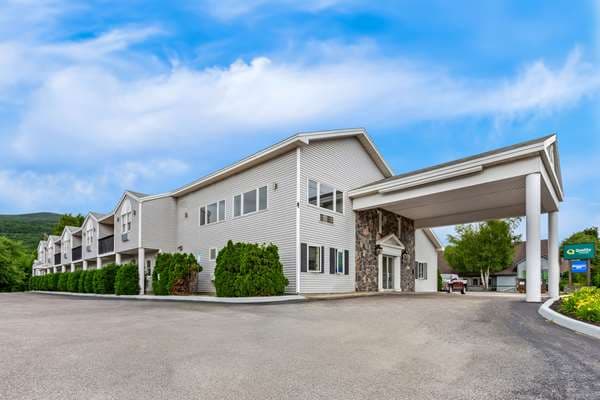 Quality Inn & Suites Gorham Riverside