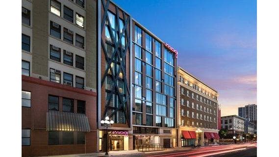 Moxy San Diego Downtown/Gaslamp Quarter