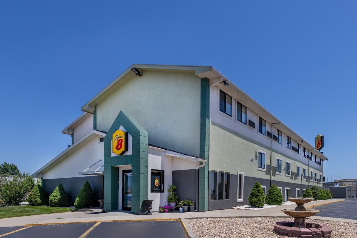 Super 8 by Wyndham Kansas City at Barry Road/Airport