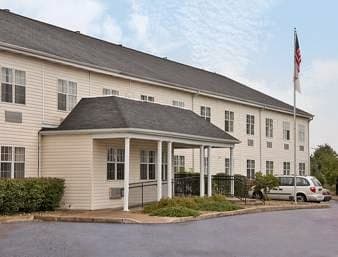 Super 8 by Wyndham Mishawaka/South Bend Area