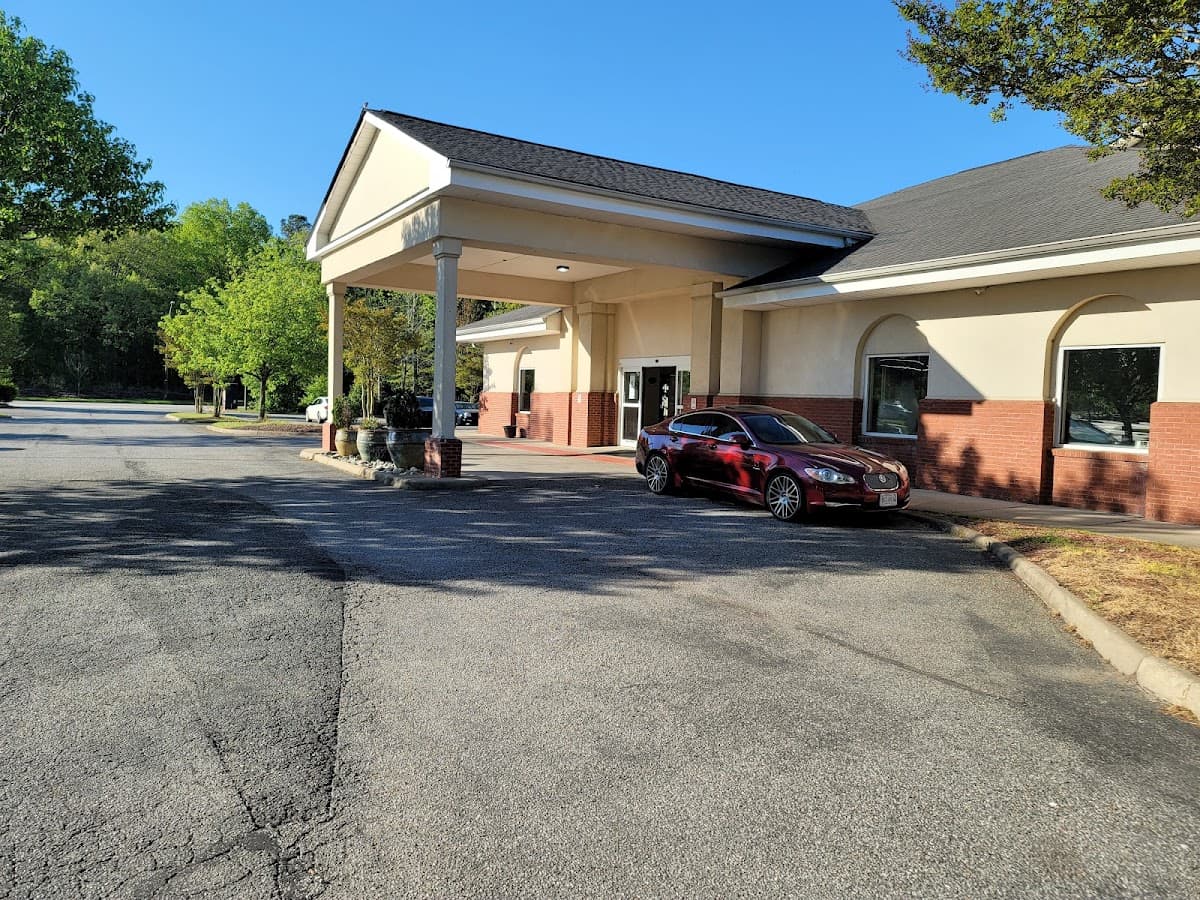Oyster Point Inn & Suites