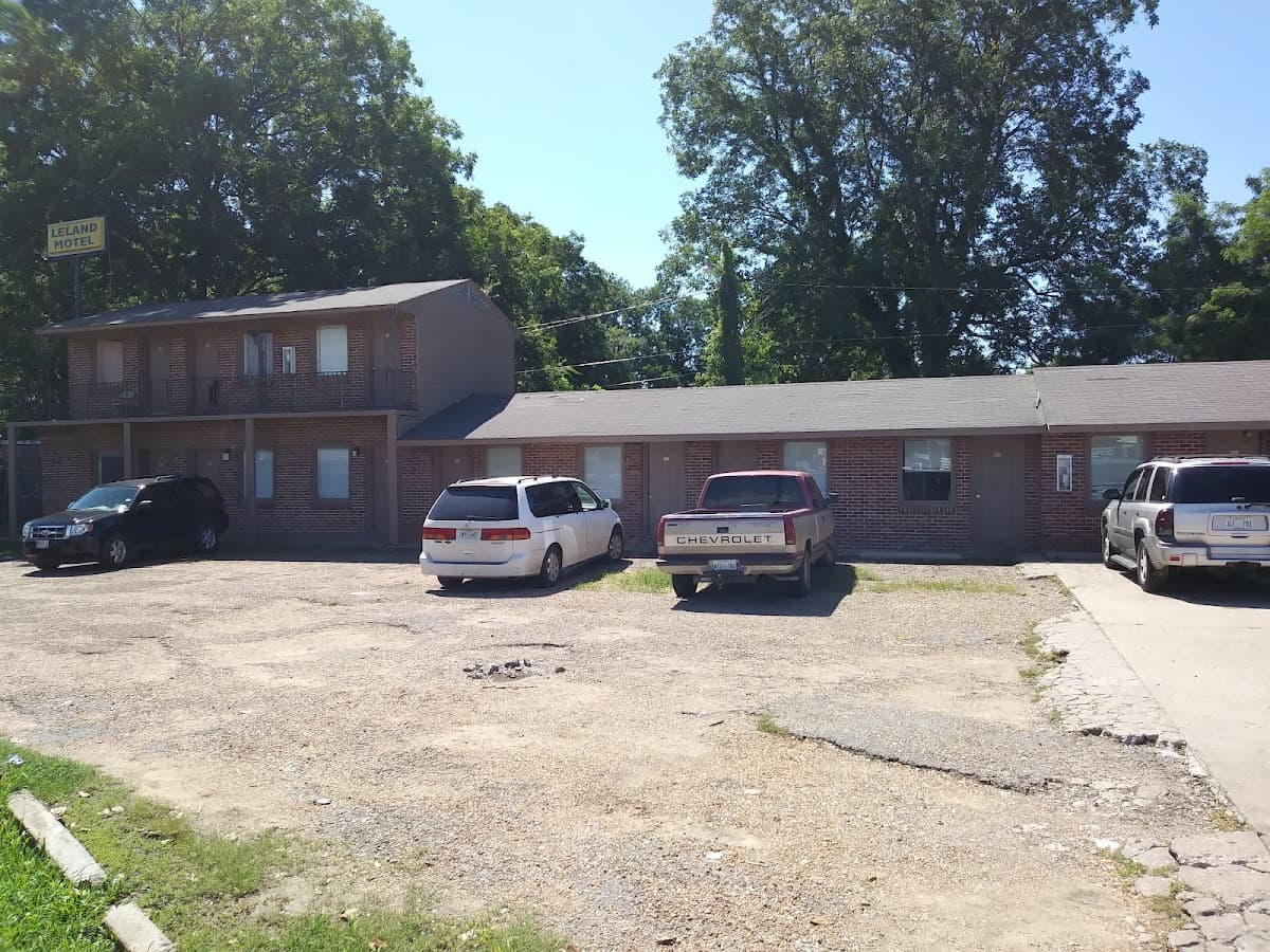 Leland Motel
