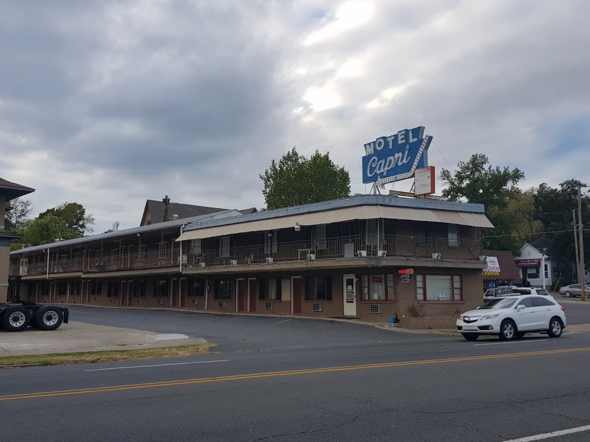 Capri Motel