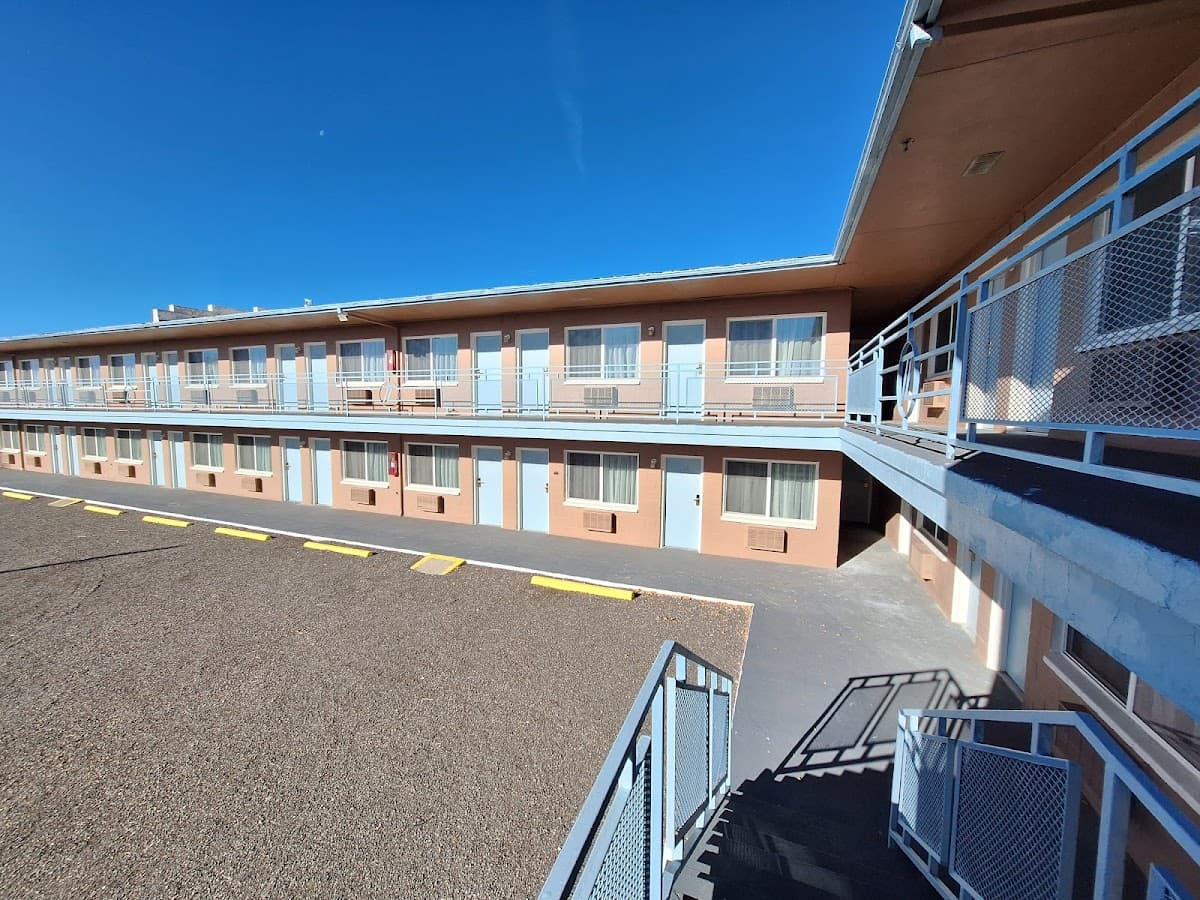 Leisure Lodge Motel