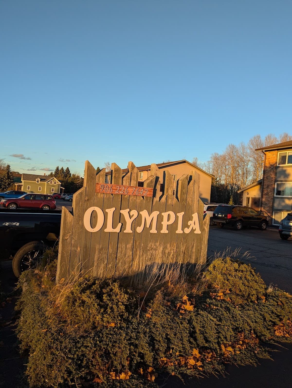 Olympia Apartments
